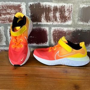 NIKE Renew Run Girls sz 13c